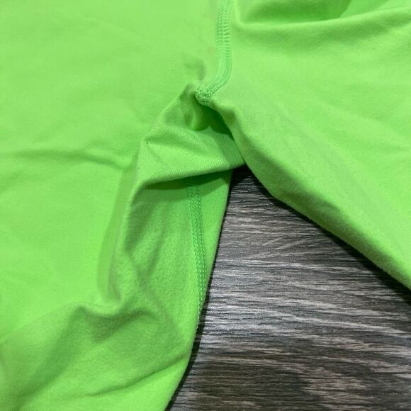 Ralph Lauren performance bright green capri shorts - Picture 5 of 5